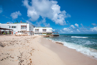 Image du decameron maryland balcony offert par VosVacances.ca