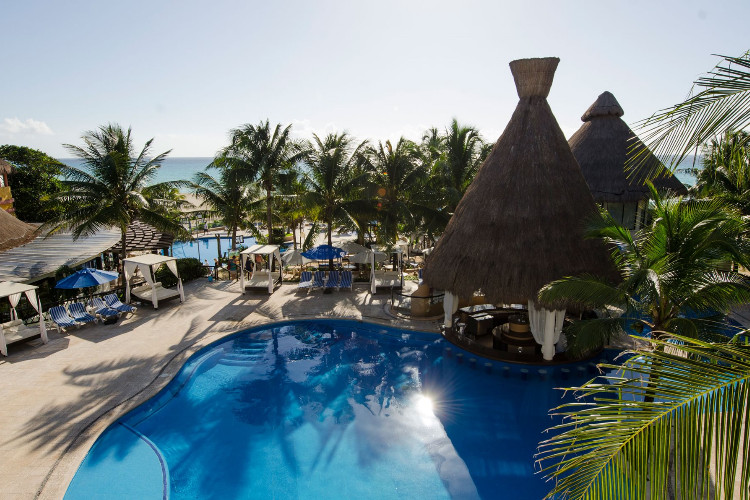 Image du the reef playacar golf offert par VosVacances.ca