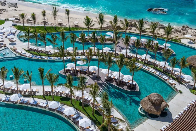 Image du grand velas boutique  beach offert par VosVacances.ca